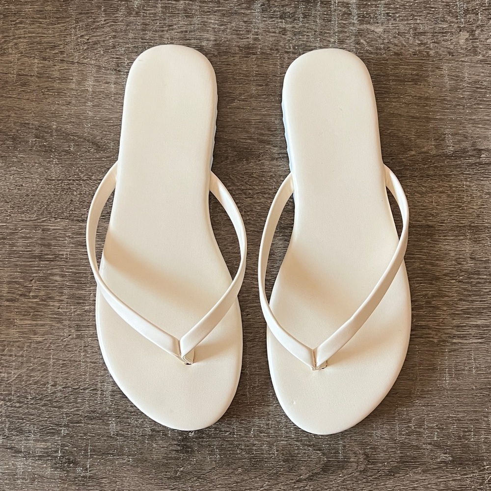 Elegant Cream Women's Sandals